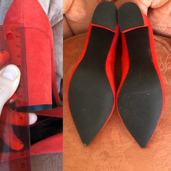 New red high heels - Picture 2 of 5